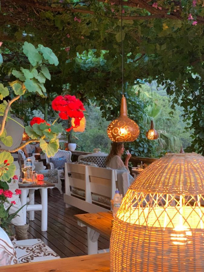 Bamboo Bungalow With Sea View In Kabak Bay, Oeluedeniz Фетхие Экстерьер фото